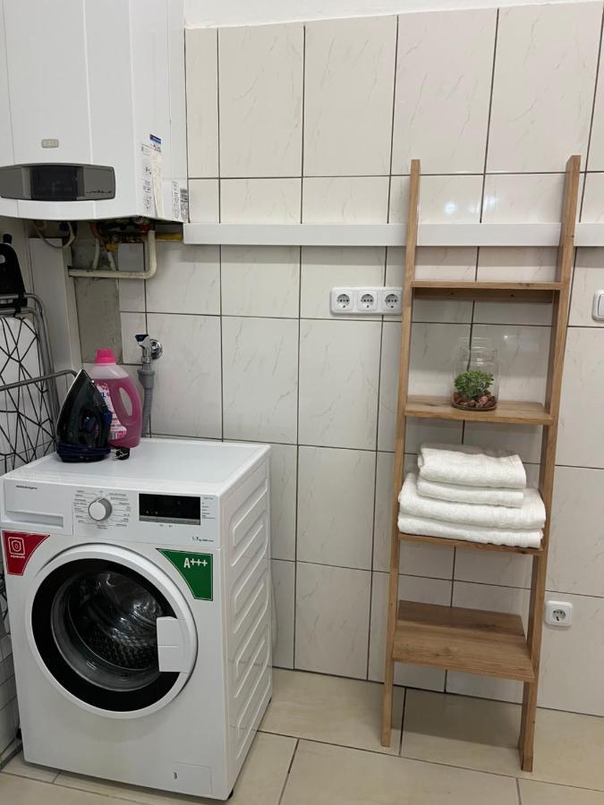 Spacious & Deluxe Big Apartment Near Prater Viena Exterior foto